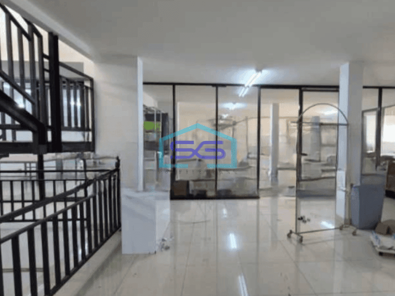 Disewakan Ruang Usaha Luas Bangunan  1400 m² di Semper Jakarta Utara