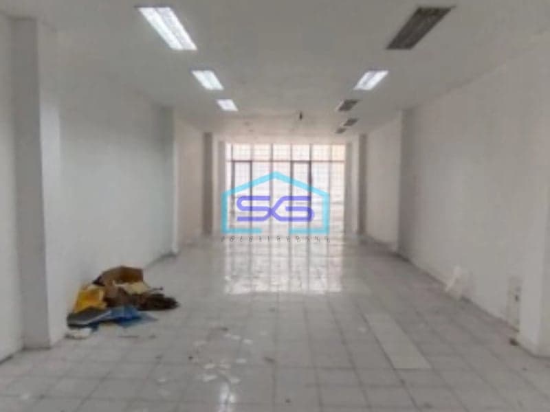 Disewakan Ruko Sudah Renovasi Luas Bangunan 375m2 Lokasi di Kebayoran Baru Jakarta Selatan