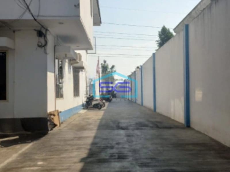 Dijual Gudang di Duri Kosambi Jakarta Barat Sudah Renovasi SHM LB 1500m2