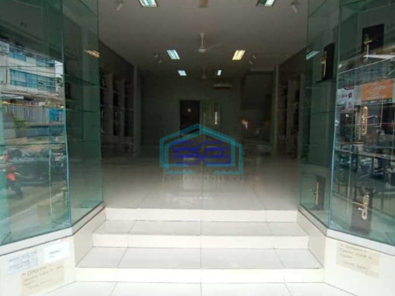 Disewakan Ruko Luas Tanah 119 m² Lokasi di Tamansari Jakarta Barat