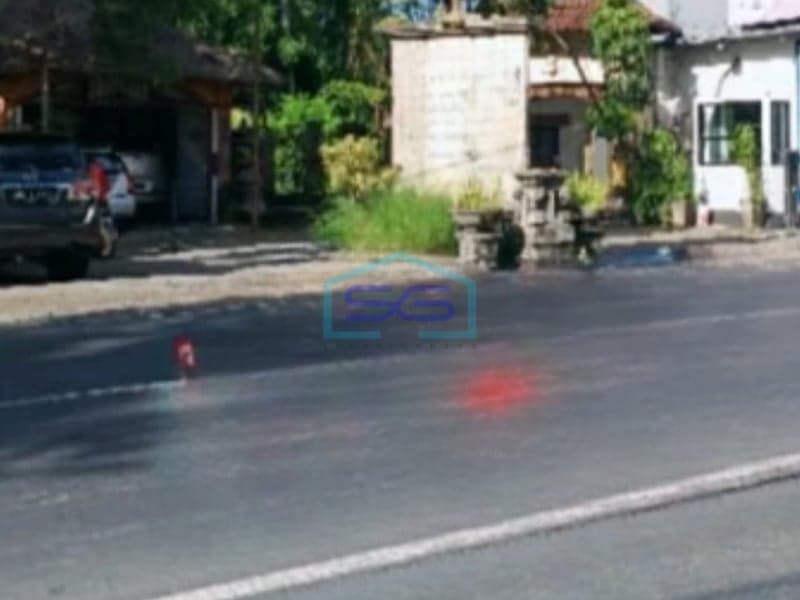 Dijual Tanah di Jalan Utama Bonus Bangunan di Ubud Gianyar Bali Luas Tanah 3030m2