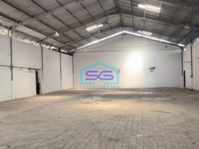 Disewakan Gudang Siap Pakai Strategis Jalur Utama Cipondoh Tangerang Bebas Banjir LB 800m2