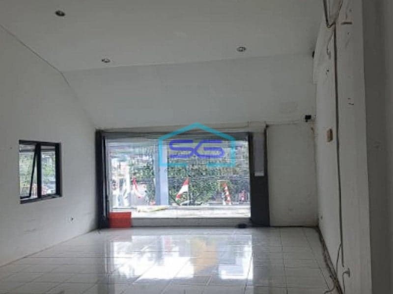 Dijual Ruang Usaha ex Showroom mobil Luas Tanah 1721m2 di Pajajaran Bogor