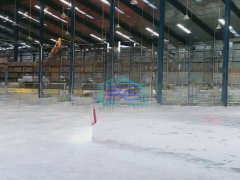 Disewakan Gudang Luas Bangunan  5000 m² Bonus Lahan Kosong di Jati Uwung Tangerang