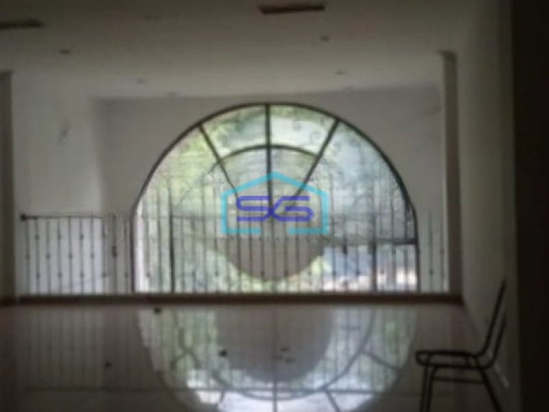 Disewakan Ruko Lokasi Strategis di Gajahmada Semarang Luas Tanah  183 m²