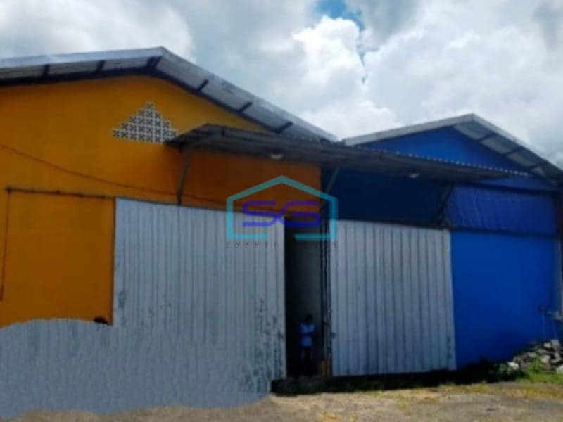 Disewakan Gudang di Kolongan Cocok Buat Ekspedisi Logistik Cargo Kalawat, Minahasa Utara Luas Bangunan 300 m²