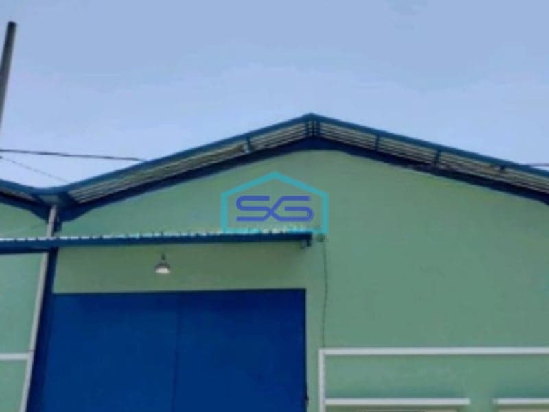 Dijual Gudang Akses Container Luas Bangunan 360 m² Lokasi Bebas Banjir di Gresik