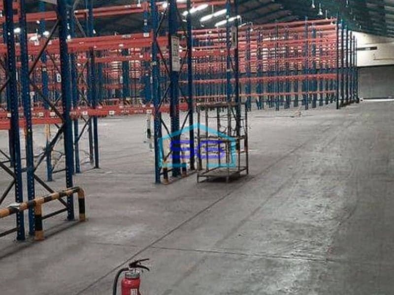 Disewakan Jarang ada! Gudang Berikut Racking di Kawasan Pergudangan Cakung Jakarta Timur