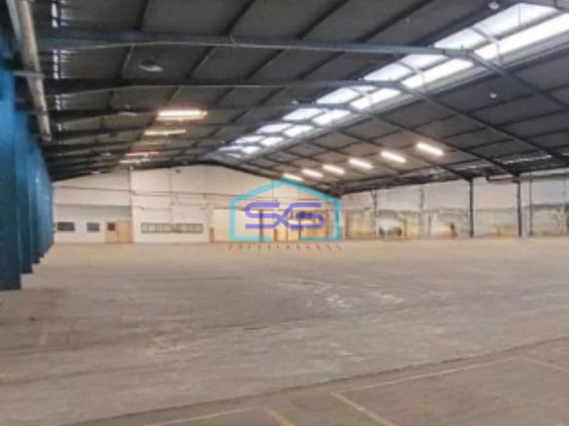 Disewakan Gudang Ada Loading Dock Luas Bangunan  4896 m² Lokasi Bebas Banjir di Sidoarjo