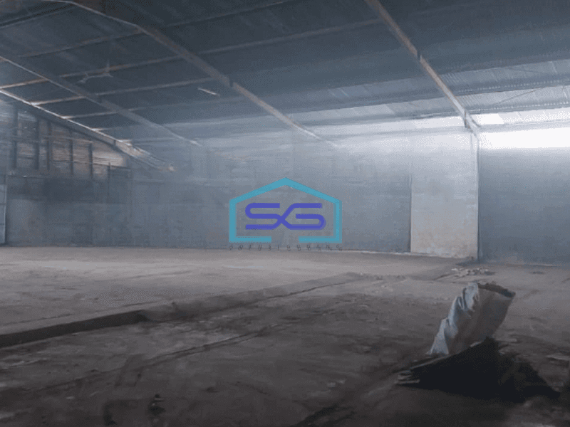 Disewakan Gudang Luas Bangunan  900 m² Lokasi Pinggir Jalan Utama Cipondoh Tangerang