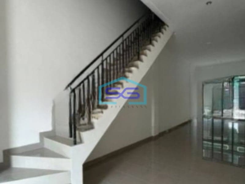 Disewakan Ruko Murah Luas Bangunan  200 m² Lokasi Pantai Indah Kapuk Jakarta Utara