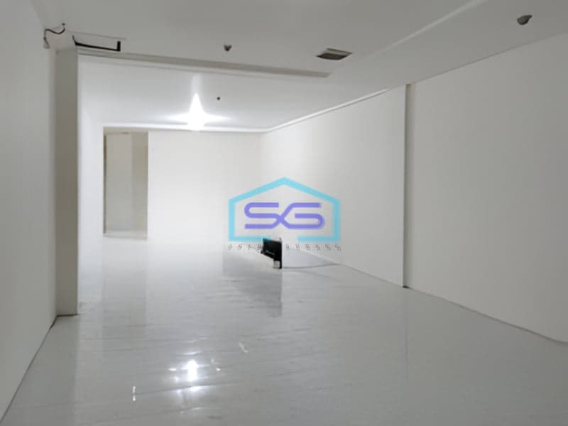 Disewakan Ruko 3 Lantai Luas Bangunan  223 m² Lokasi Surabaya