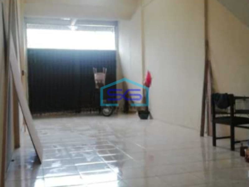 Dijual Ruko Lokasi Strategis Luas Bangunan  120 m² di Jakarta Barat