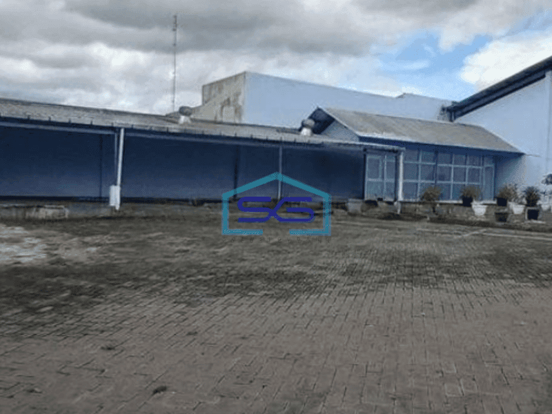 Disewakan Gudang Besar Siap Pakai di Sukoharjo Akses Container Luas Tanah  3250 m²