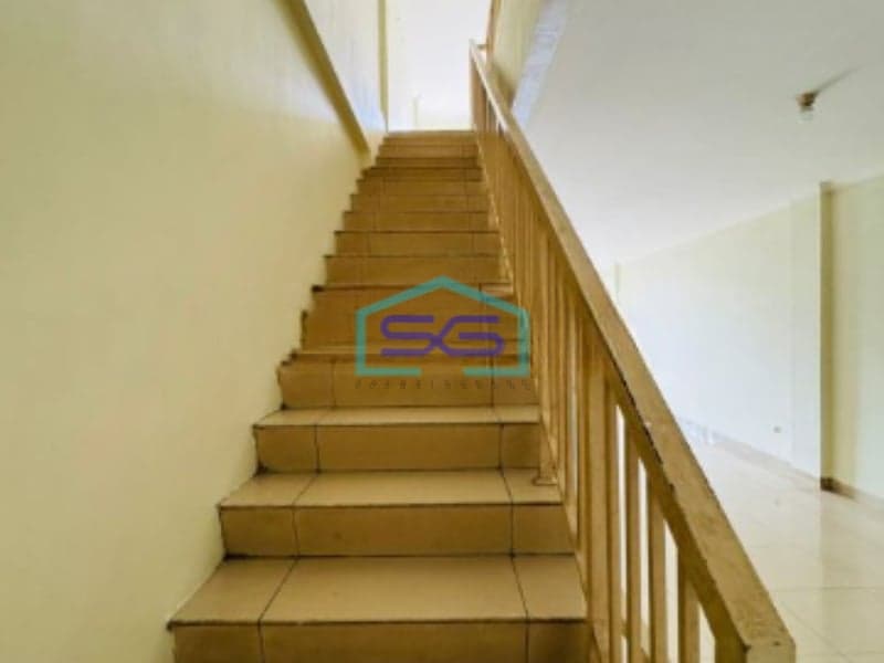 Disewakan Ruko Sentra Niaga Jakarta Barat LB 250m2 Bangunan 3,5 Lantai Siap Huni