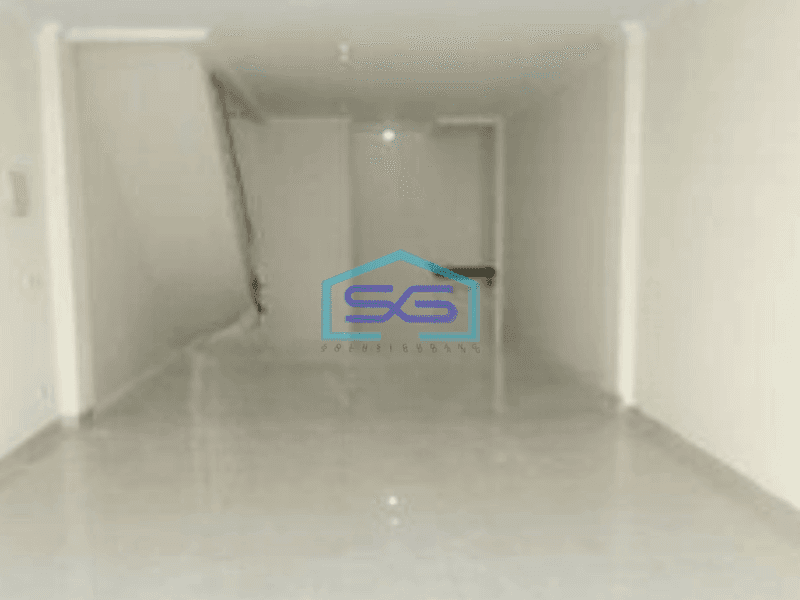 Disewakan Ruko 3 Lantai di Green Lake City Jakarta Barat Luas Bangunan 236 m²