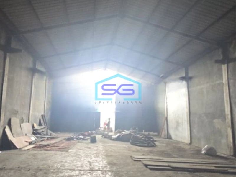 Disewakan Gudang Luas Tanah 330 m² Lokasi di Pluit Jakarta Utara