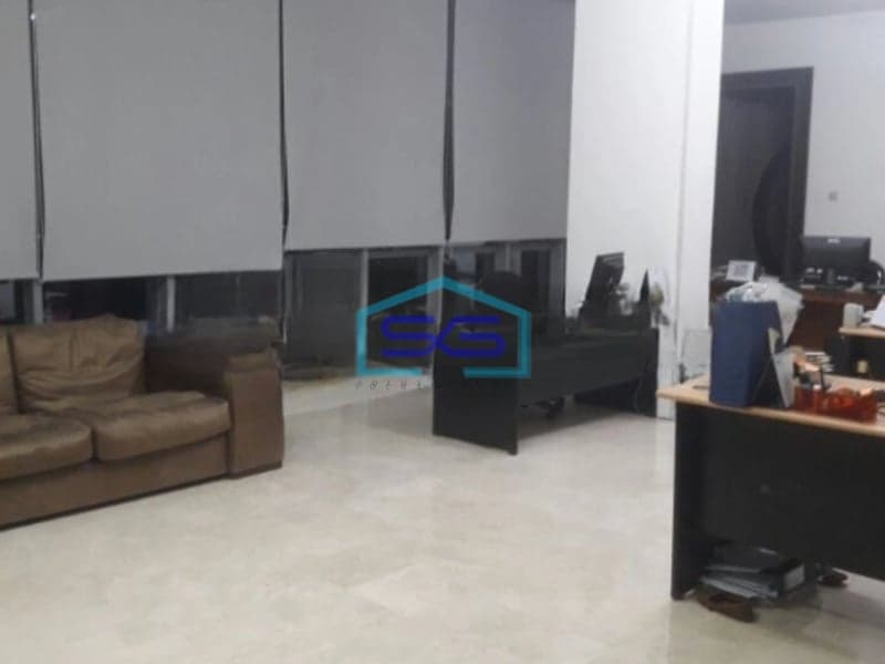 Dijual Kantor Luas Bangunan  1560 m² Lokasi Tangerang
