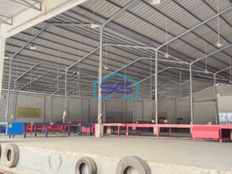 Disewakan Gudang Akses Container 40 Feet Luas Bangunan 2300 m² di Kapuk Kamal Jakarta Barat