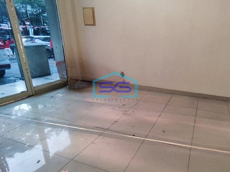 Dijual Ruko Green Lake City Hadap Jalan Luas Bangunan 200m2 Jakarta Barat