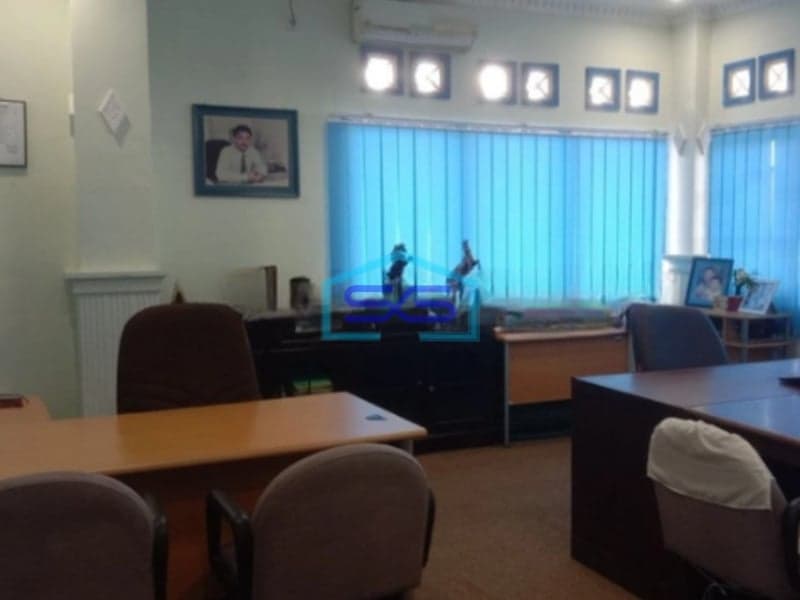 Disewakan Kantor Mewah 3 Lantai Di Gedung Kuning Bantul Yogyakarta LB 544m2