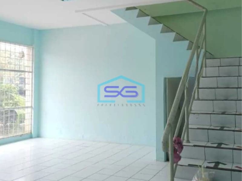 Disewakan Gudang Ada Kantor Luas Bangunan 350 m²  Lokasi di Jakarta Barat