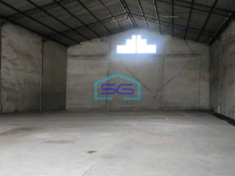 Disewakan Gudang Luas Tanah  650 m² Akses Container 40 feet Lokasi di Tangerang