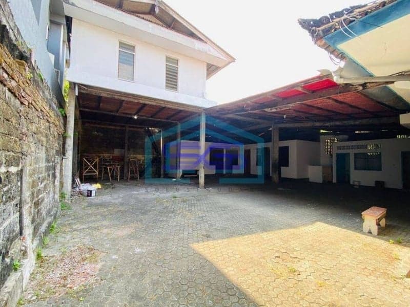 Di Sewakan Bangunan Multi Fungsi Cocok Untuk Restauran / Kantor / Gudang