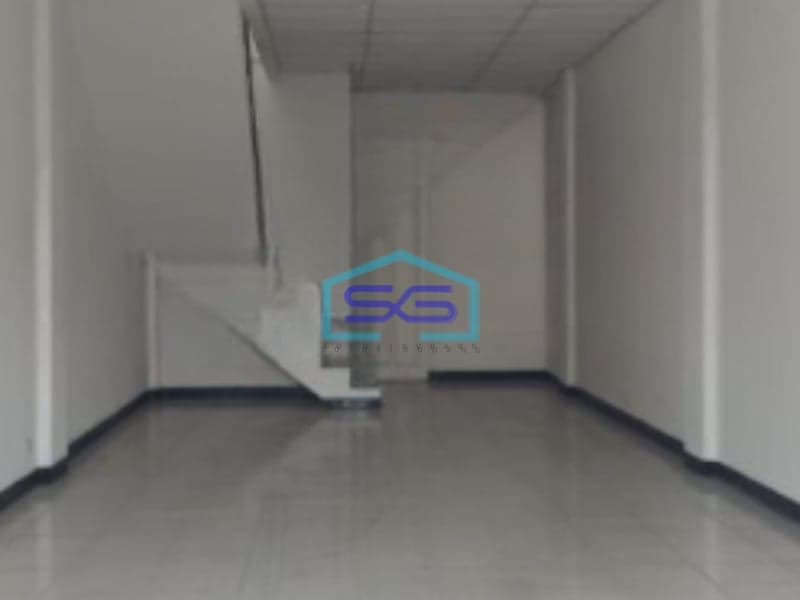 Disewakan Ruko 3 Lantai Luas Bangunan 210 m² di Cibinong Bogor