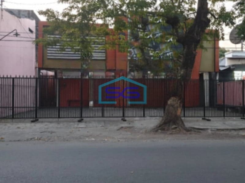 Disewakan Ruang Usaha Lokasi Strategis di Manahan Solo LB 265m2