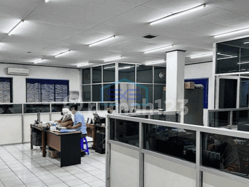 Dijual murah gudang 1 ha siap pakai di Kapuk Kamal