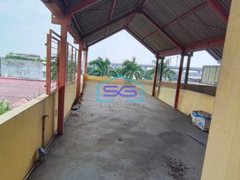 Disewakan Ruko 3 Lantai di Jalan Utama Galaxy, Bekasi LB 270m2