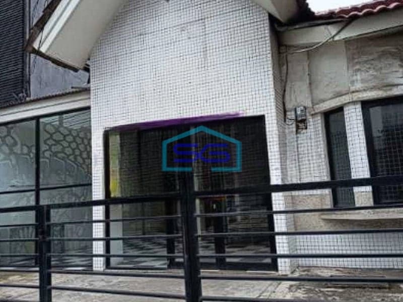 Disewakan Ruko 1,5 Lantai di Jalan Raya Taman Galaxy Bekasi Selatan Luas 162m2