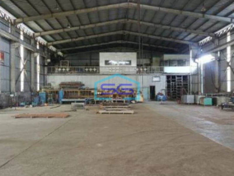 Disewakan Gudang Ada Hoist di Bekasi Jawa Barat Luas Tanah 1 Ha