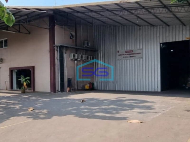 Dijual Gudang Akses Container Jalan Raya Narogong Bekasi Luas Tanah 4200m2