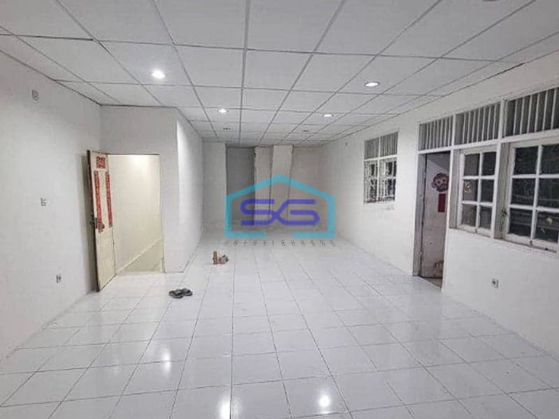 Disewakan Cepat Ruko Strategis Di Taman Duta Mas, Jelambar Jakarta Barat LB 200m2