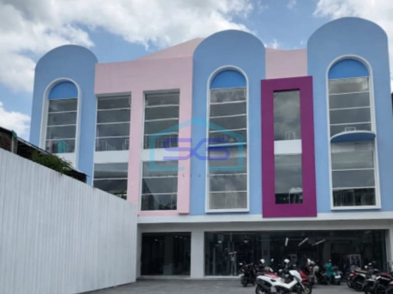 Commercial Building for Business or Office in Bantul Yogyakarta Land Area 1000m2