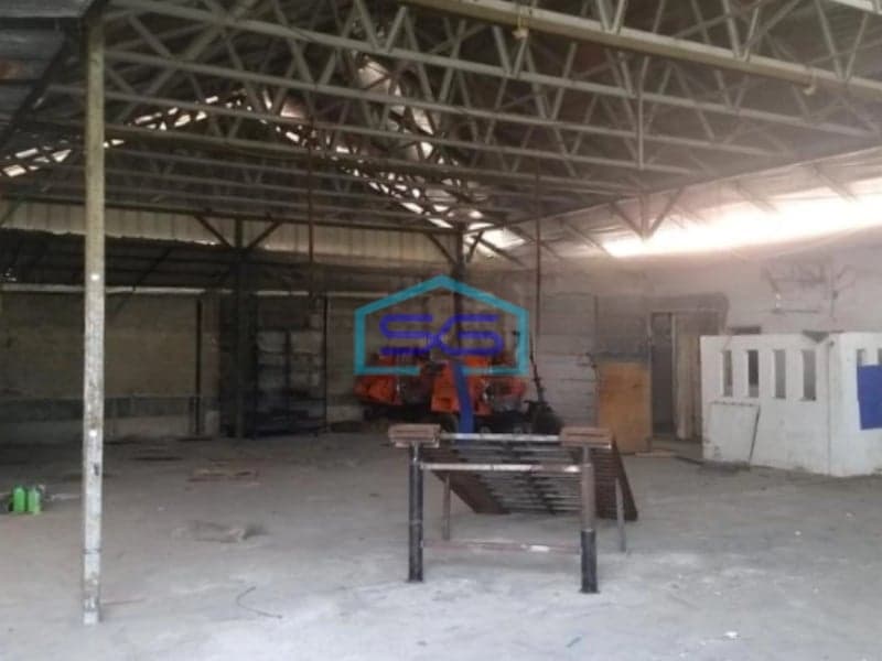 Dijual Gudang Lokasi Pinggir Jalan Tarumajaya Bekasi Luas Bangunan  350 m²