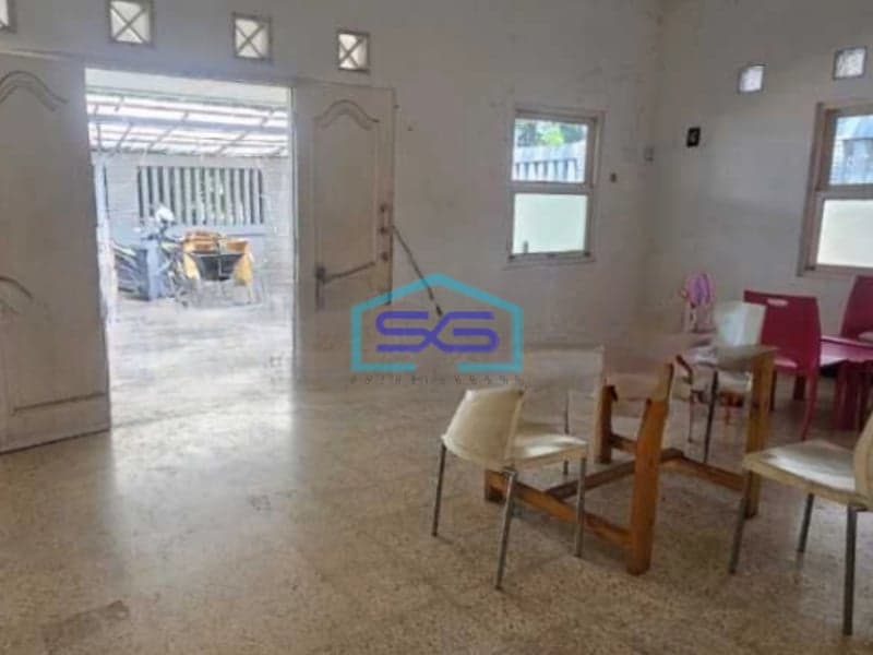 Disewakan Gudang di Pinggir Jalan Raya Rawamangun Jakarta Timur Luas Tanah 300 m²