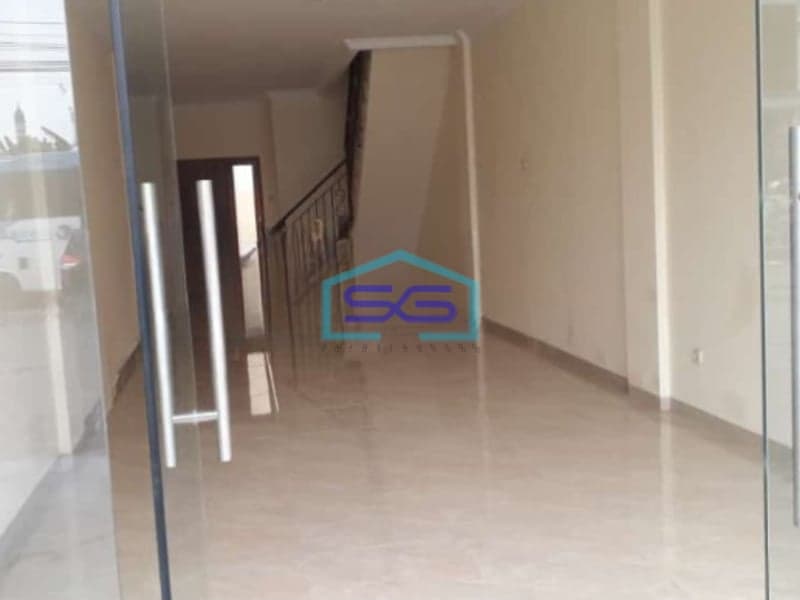 Disewakan Ruko Luas Bangunan  227 m² Lokasi di Bintaro Jakarta Selatan