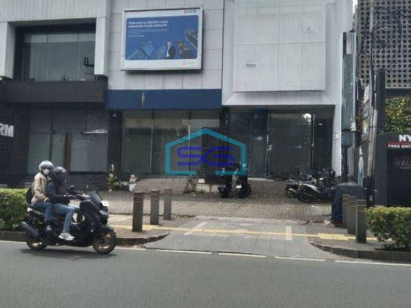 Disewakan Ruko Besar 2 Lantai Lokasi Strategis Jalan Kemang Raya Jakarta Selatan LB 384m2