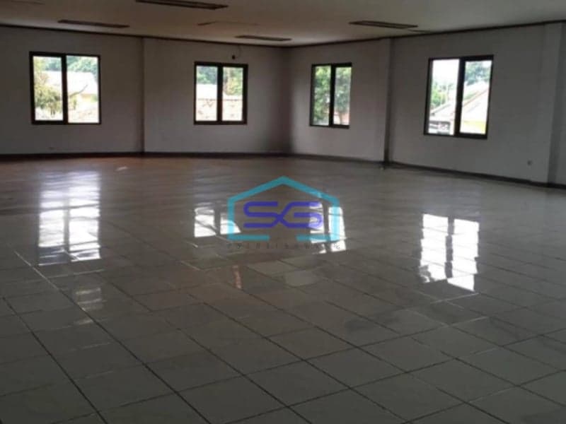 Dijual Gudang Luas Bangunan 6597 m² Lokasi Cikarang Bekasi