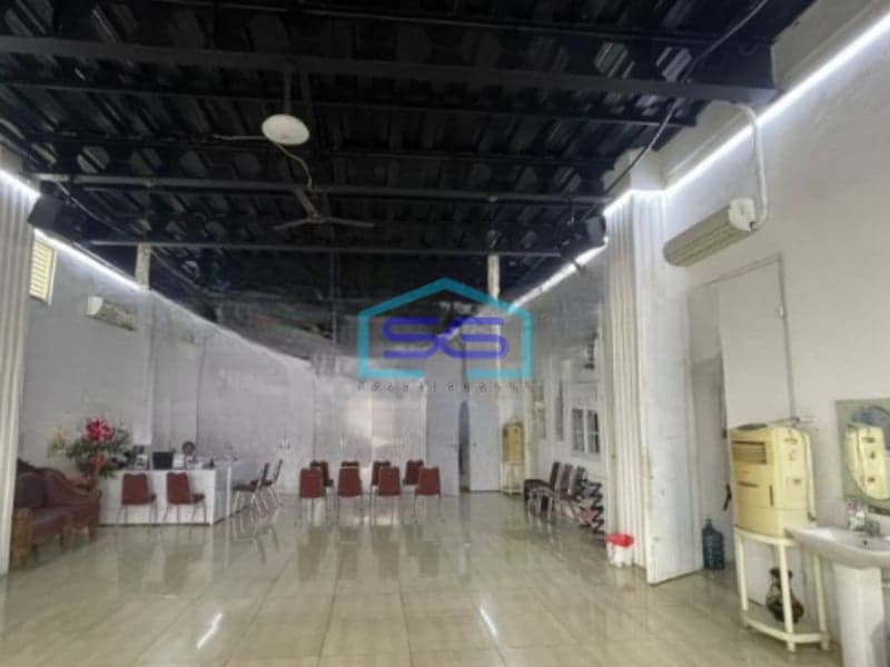 Disewakan Ruko 3 Lantai Luas Bangunan  1000 m² Lokasi di Bekasi