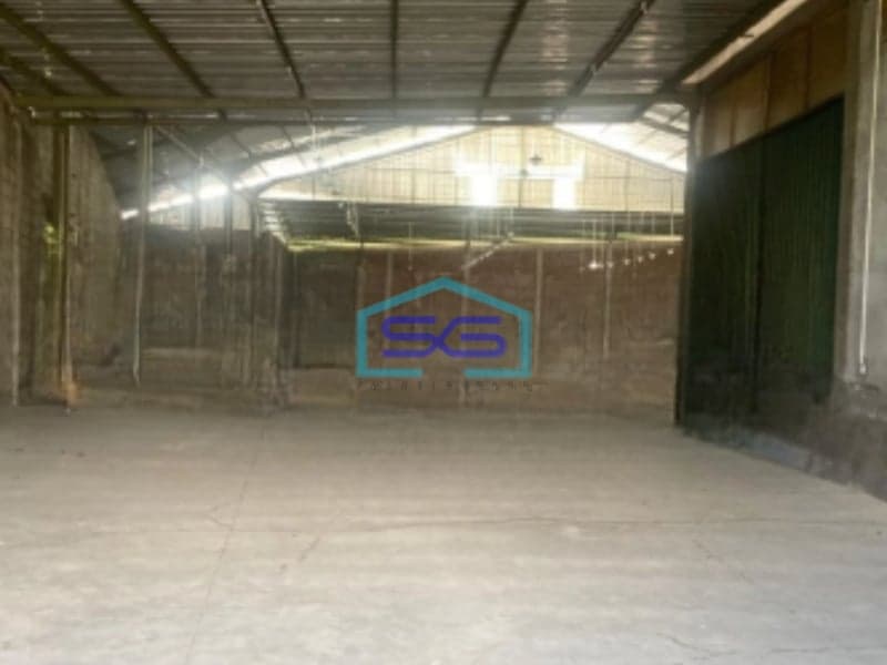 Disewakan Gudang Ada Kantor Luas Bangunan  2600 m² Lokasi Gamping Sleman Yogyakarta