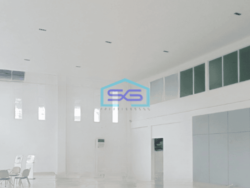 Disewakan Gudang Ex Showroom Luas Bangunan  1500 m² di Sukabumi