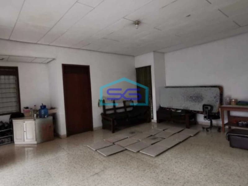 Disewakan Gudang Bekas Garmen, Di Tengah Kota Sayap Jend Sudirman Kota Bandung Luas 2400m2