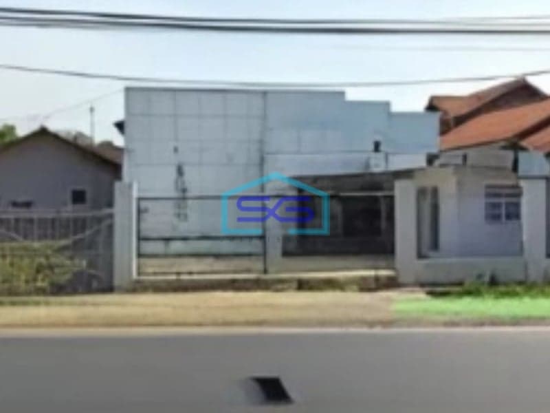 Dijual Gudang Di Pinggir Jalan Raya Karawang Bersertifikat SHM Luas Bangunan 744m2