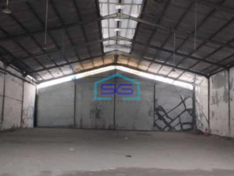 Disewakan Gudang Luas Bangunan  980 m² Lokasi Margomulyo Surabaya