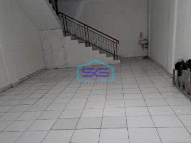 Disewakan Ruko Usaha Lokasi Strategis di Mainroad Mekar Wangi Bandung LB 225m2