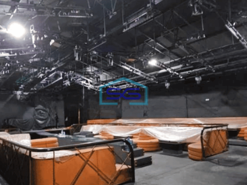 Disewakan Ruang Usaha Ex Pub,Surabaya Timur Luas Bangunan 450 m²